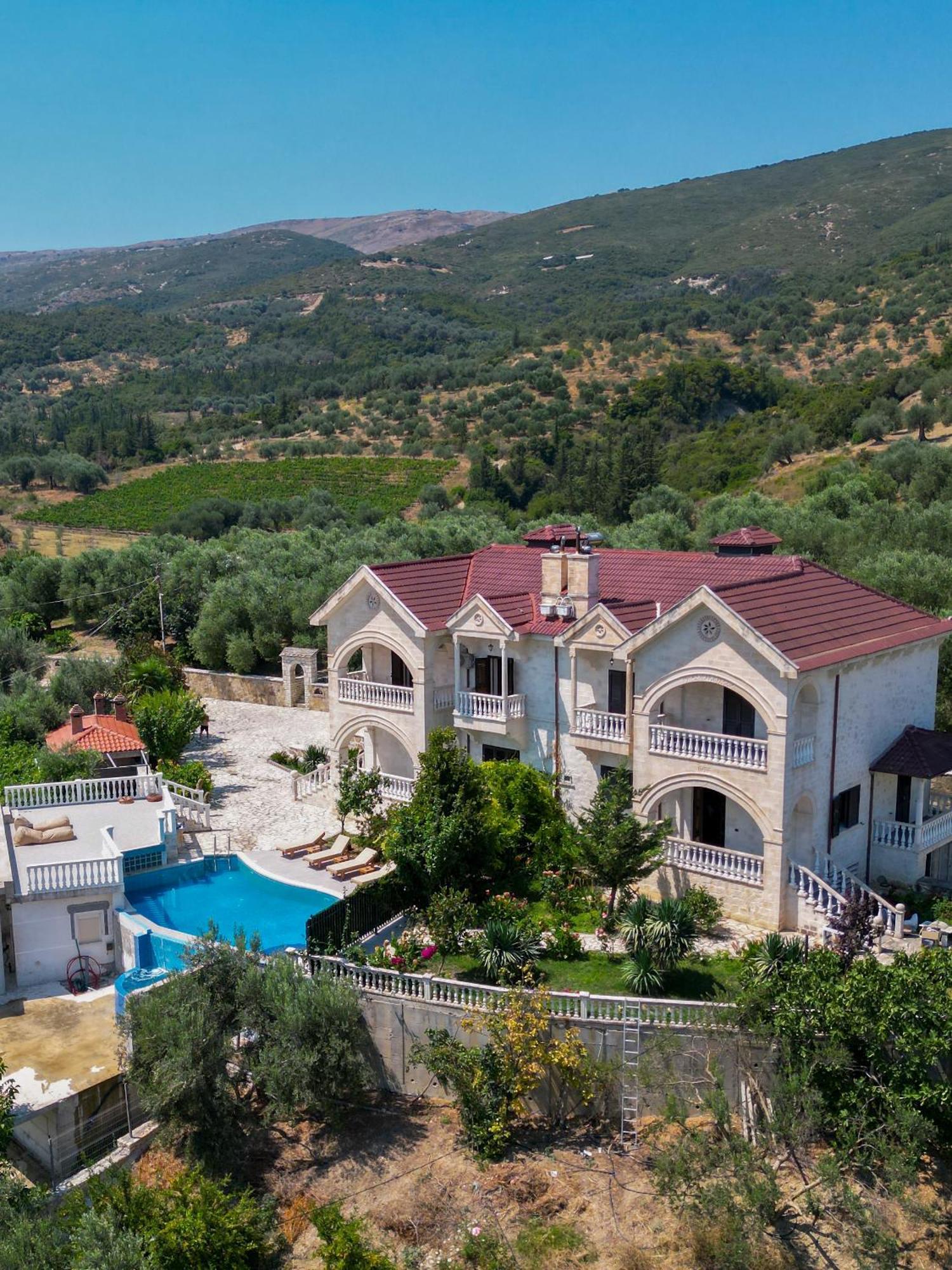 Villa Dapaj Luxury